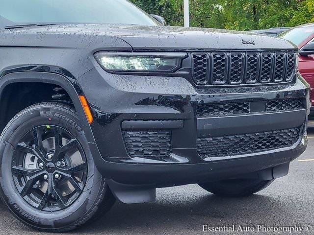 2025 JEEP GRAND CHEROKEE L - Image 2