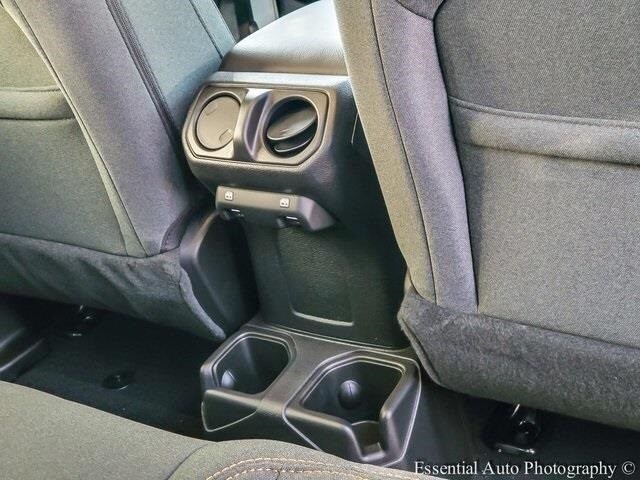 2026 JEEP GLADIATOR - Image 23