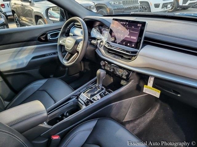 2026 JEEP COMPASS - Image 22