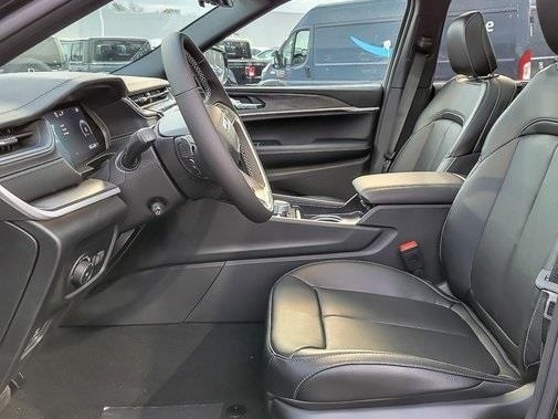 2025 JEEP GRAND CHEROKEE - Image 9