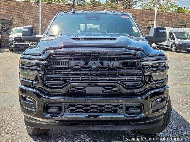 2025 RAM 2500 - Image 4