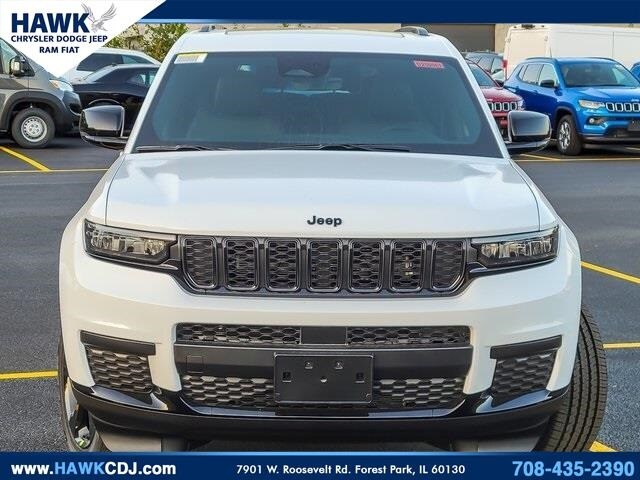 2025 Jeep Grand Cherokee Altitude X photo 4