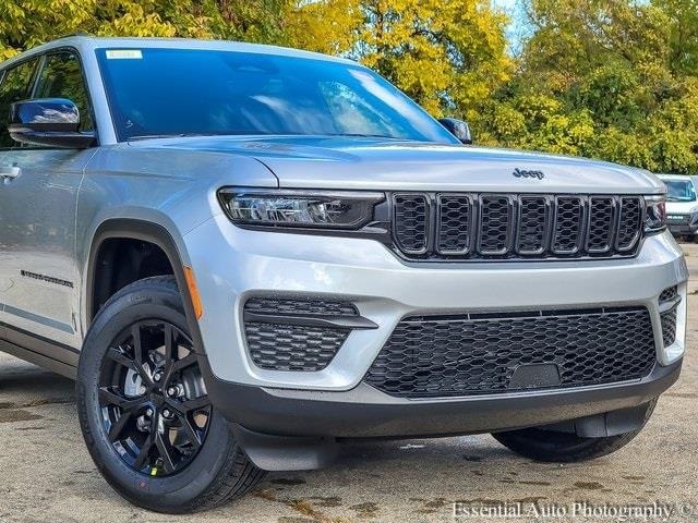 2025 JEEP GRAND CHEROKEE - Image 2