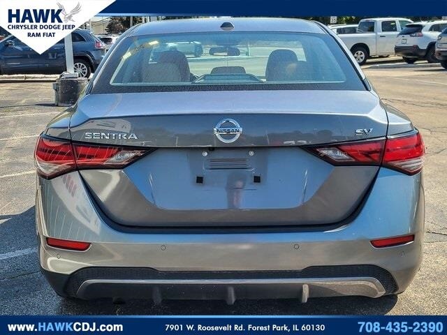 2020 Nissan Sentra SV photo 2