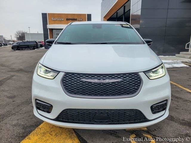 2026 CHRYSLER PACIFICA - Image 4
