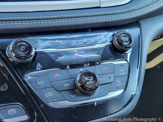 2026 CHRYSLER PACIFICA - Image 19