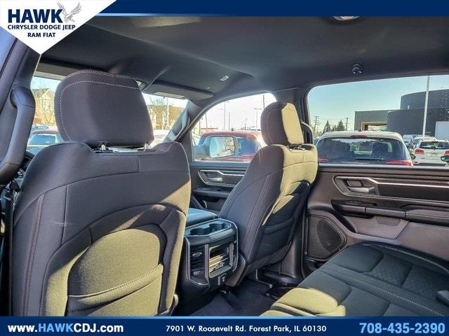 2025 RAM 1500 - Image 11