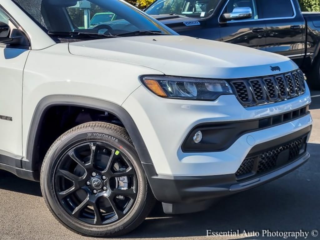 New 2026 Jeep Compass Latitude Sport Utility