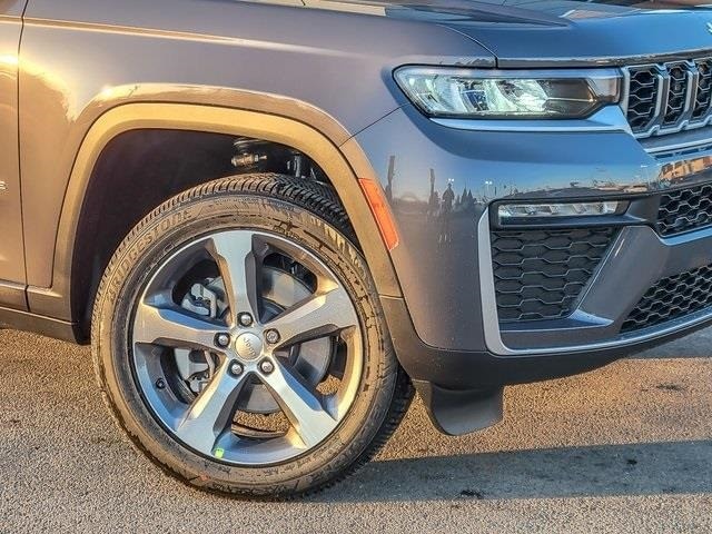 2026 JEEP GRAND CHEROKEE L - Image 3