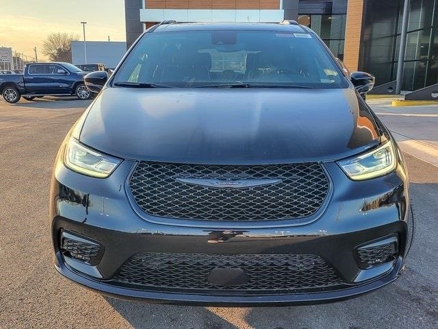 2026 CHRYSLER PACIFICA - Image 4