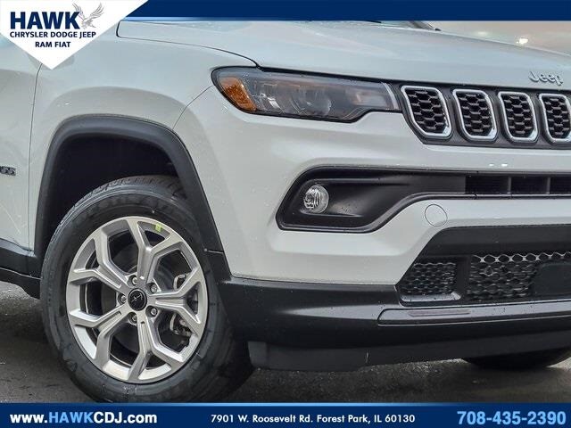 2025 Jeep Compass Latitude photo 3