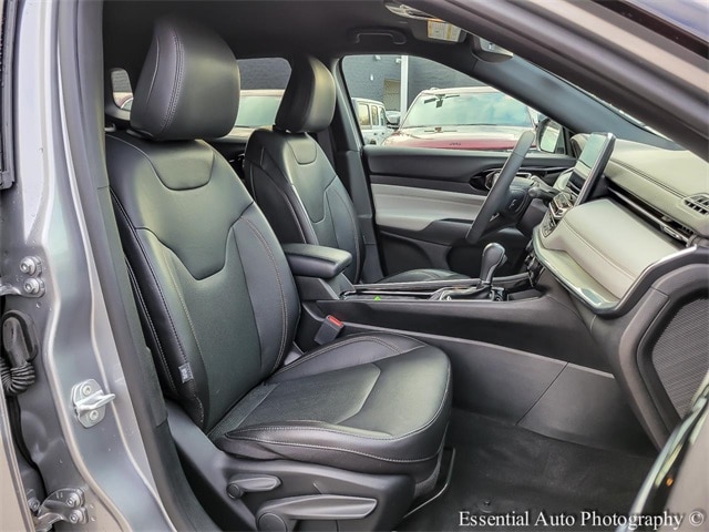 2023 JEEP COMPASS - Image 31