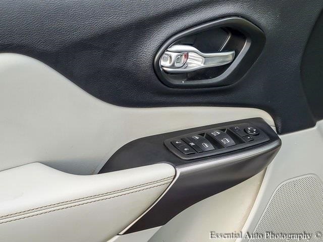 2022 JEEP CHEROKEE - Image 14