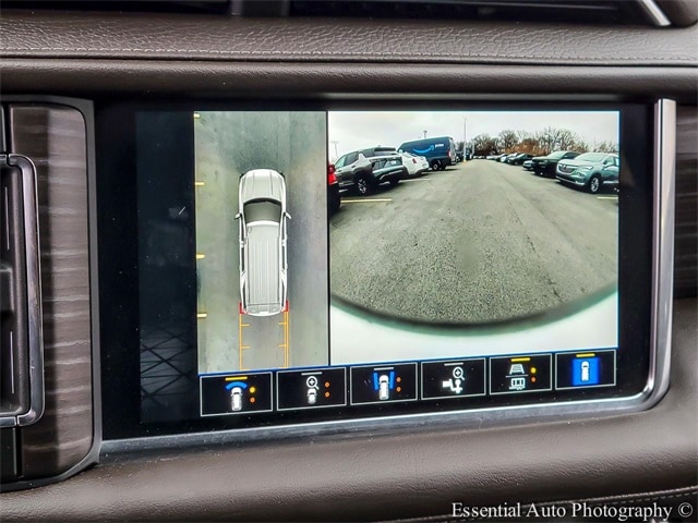 2023 GMC YUKON - Image 22