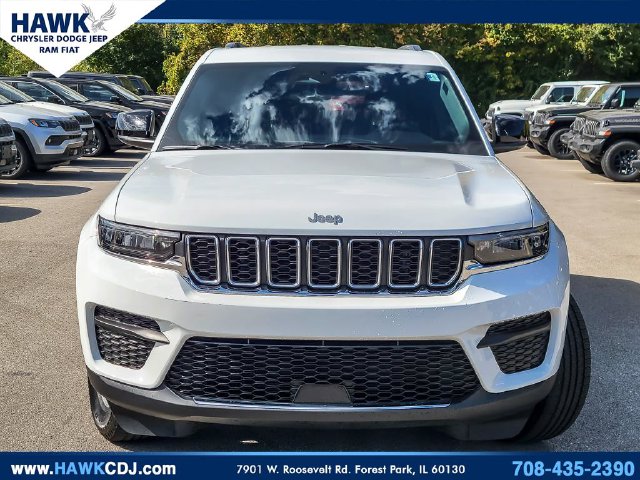 Used 2025 Jeep Grand Cherokee Laredo SUV