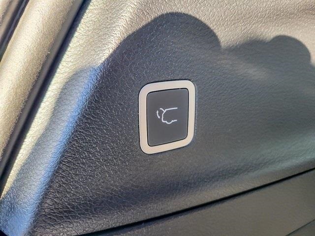 2026 CHRYSLER PACIFICA - Image 18