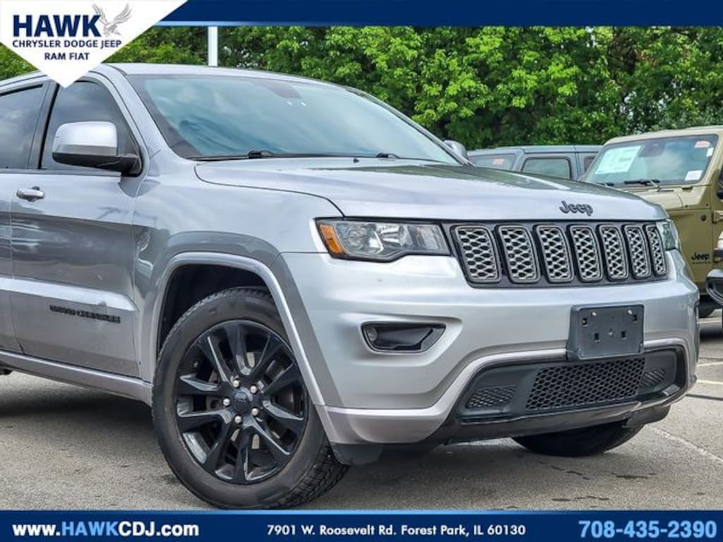 Used 2017 Jeep Grand Cherokee Altitude SUV