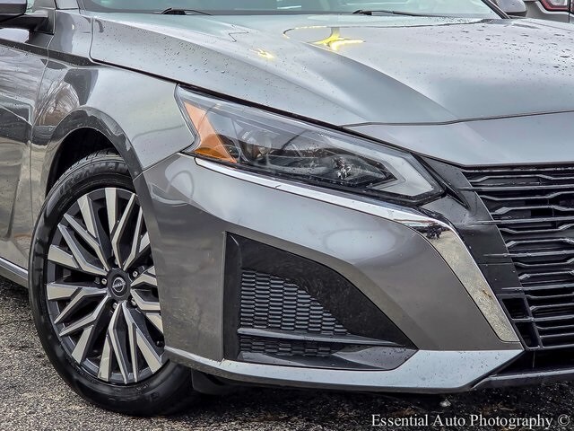 2023 Nissan Altima 2.5 SV photo 3