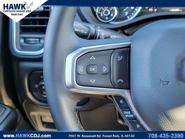 2025 RAM 1500 - Image 15