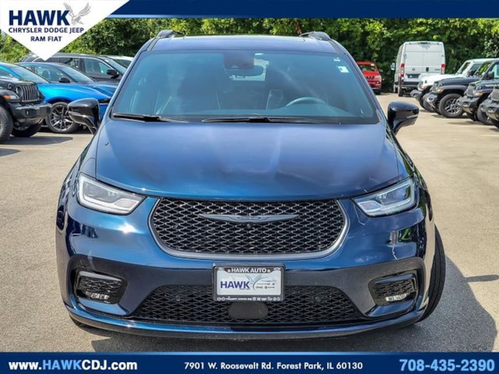 Used 2024 Chrysler Pacifica Hybrid Select Premium S Appearance Minivan/Van