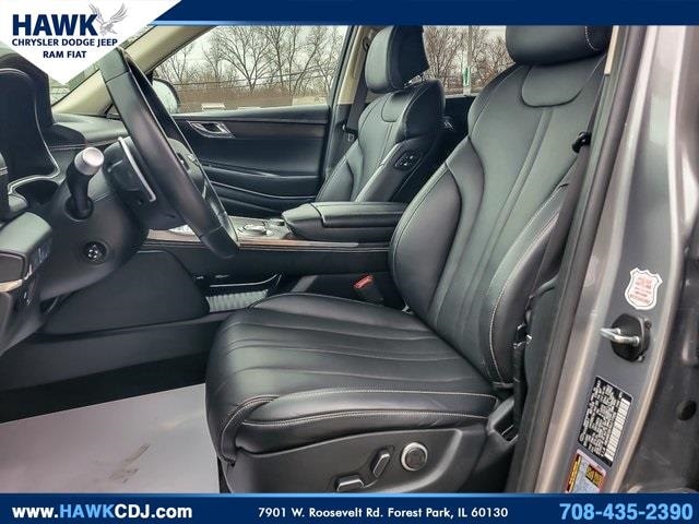 2024 GENESIS GV80 - Image 8