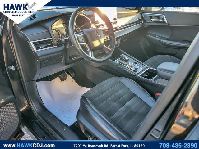 2024 MITSUBISHI OUTLANDER - Image 9