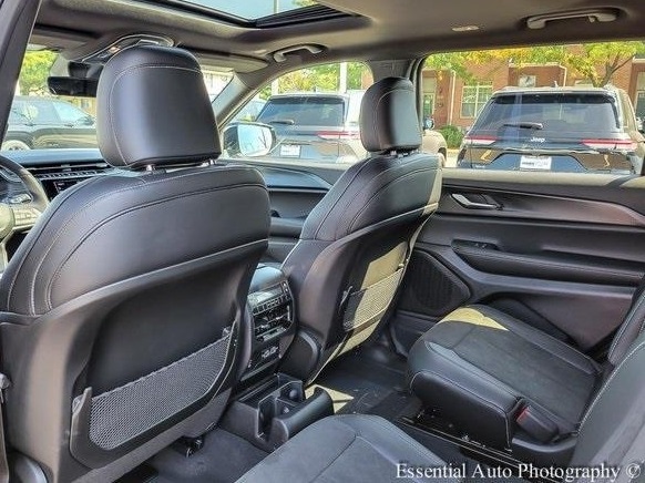 2025 JEEP GRAND CHEROKEE L - Image 14