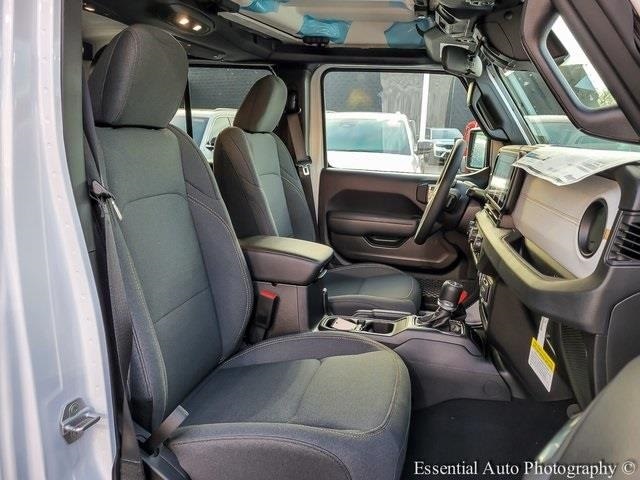 2026 JEEP GLADIATOR - Image 26