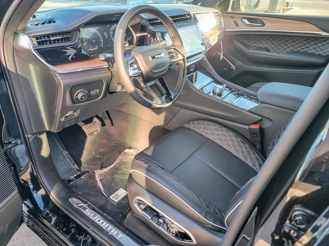 2026 JEEP GRAND CHEROKEE - Image 10