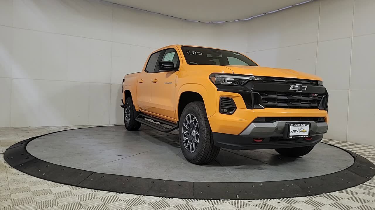 2026 Chevrolet Colorado Z71 photo 2
