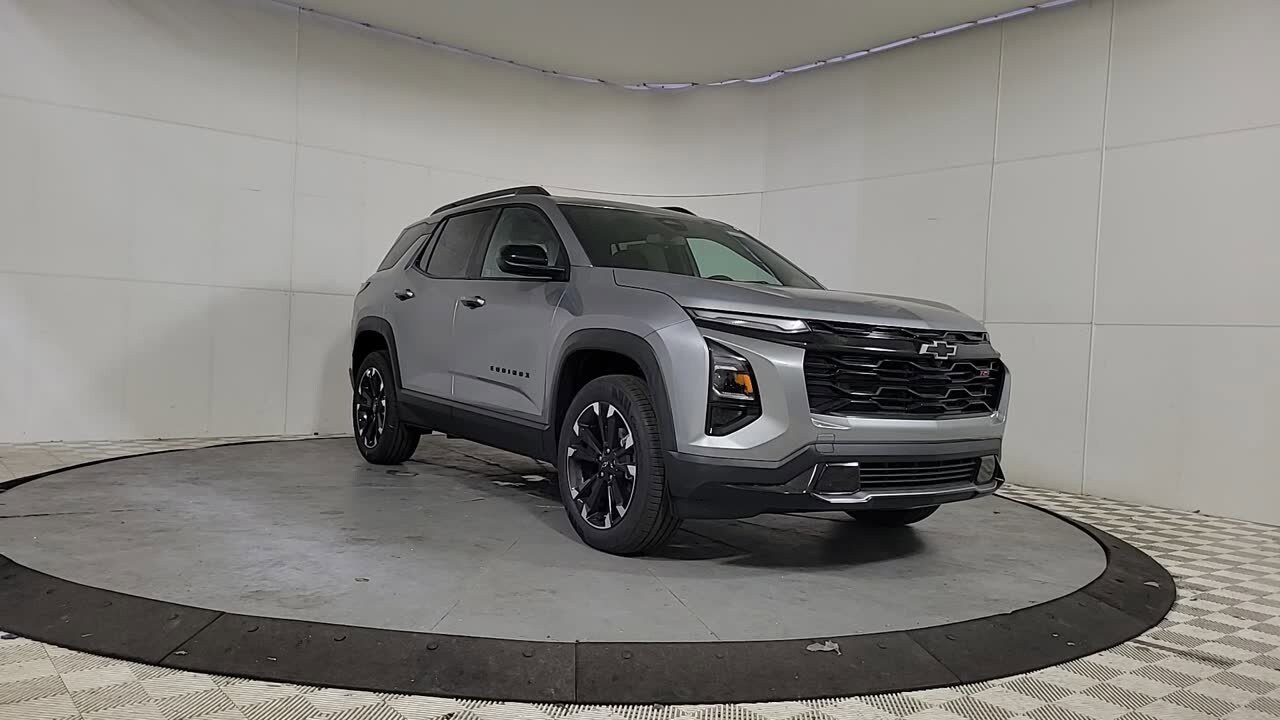 2026 Chevrolet Equinox RS photo 2