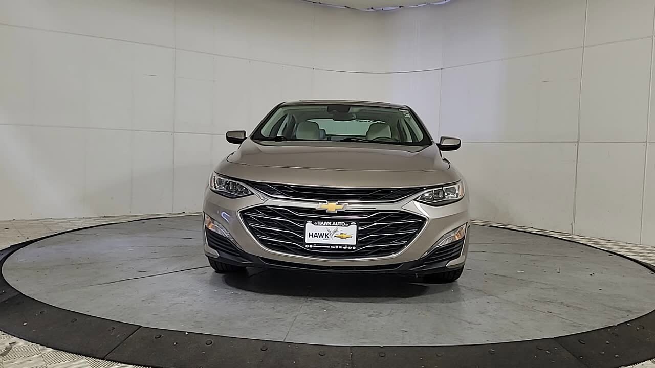 2024 Chevrolet Malibu Premier 2LT photo 3