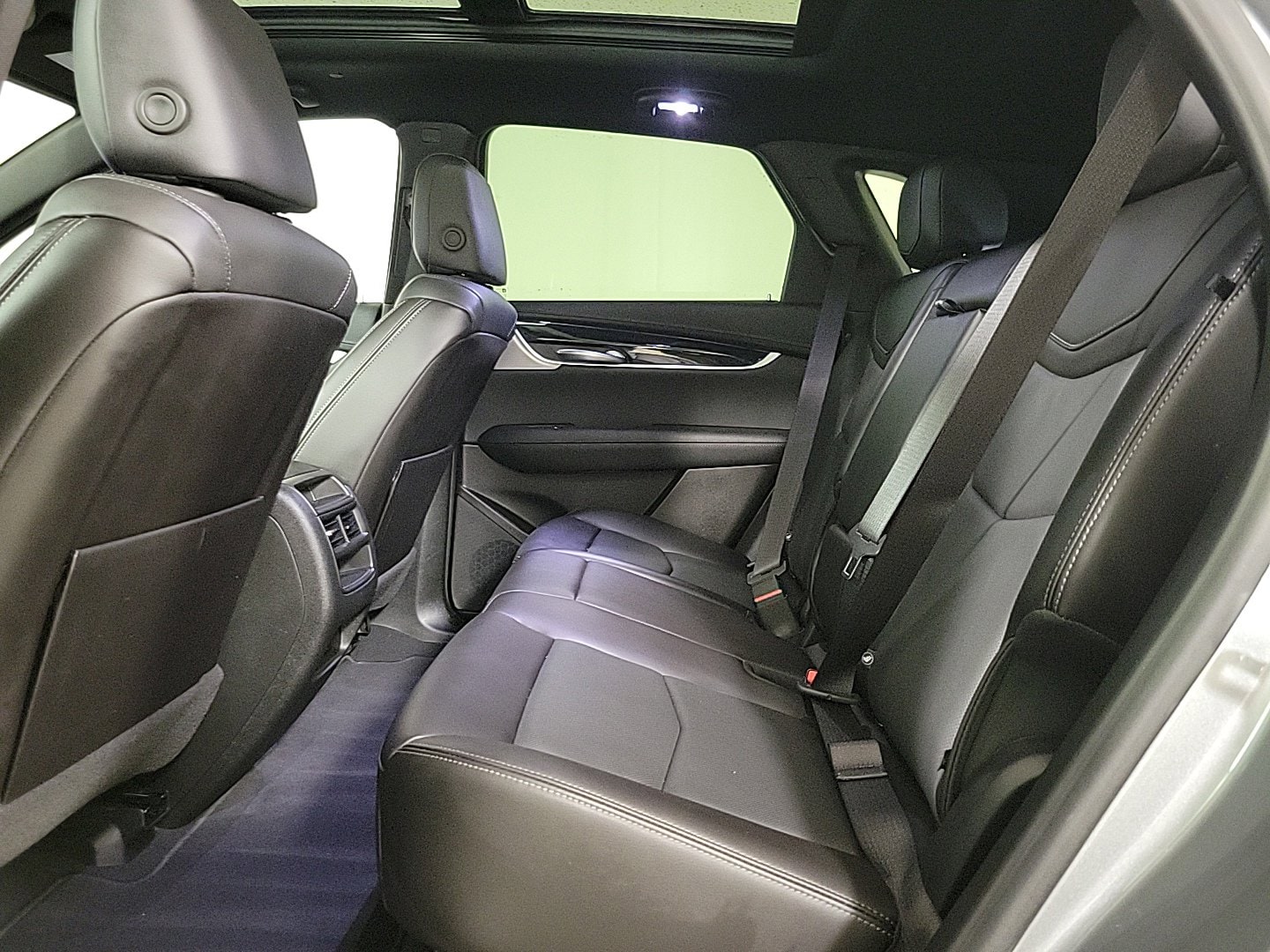 2025 CADILLAC XT5 - Image 15