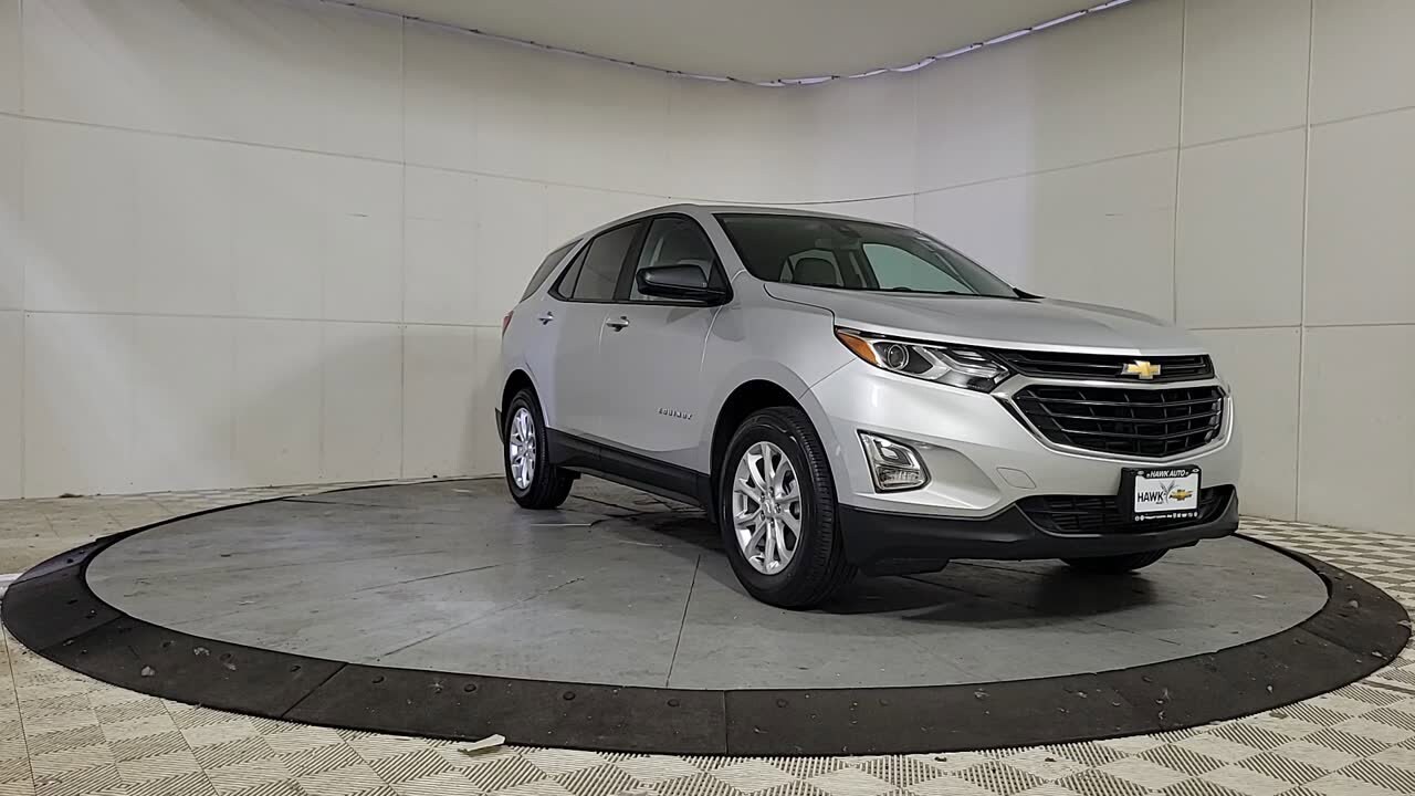 2020 Chevrolet Equinox LS photo 2
