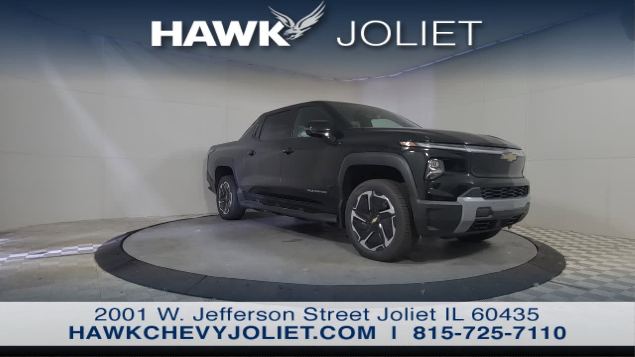 2025 Chevrolet Silverado EV LT - Photo 14