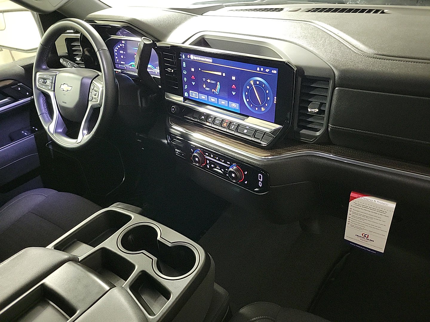 2025 CHEVROLET SILVERADO - Image 25