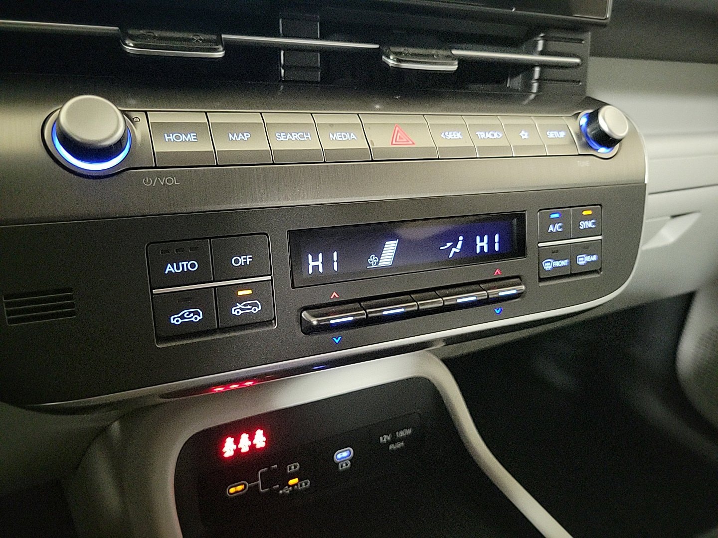 2025 HYUNDAI KONA - Image 19