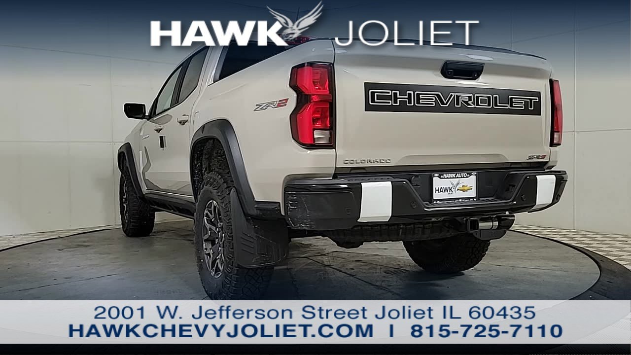 View vehicle photo 6