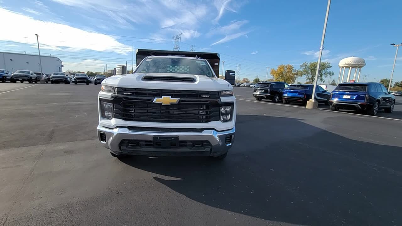 2025 Chevrolet Silverado 3500HD Work Truck photo 4