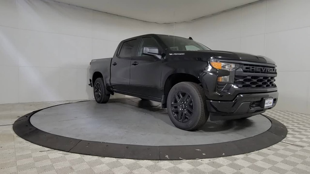 New 2026 Chevrolet Silverado 1500 Custom Truck