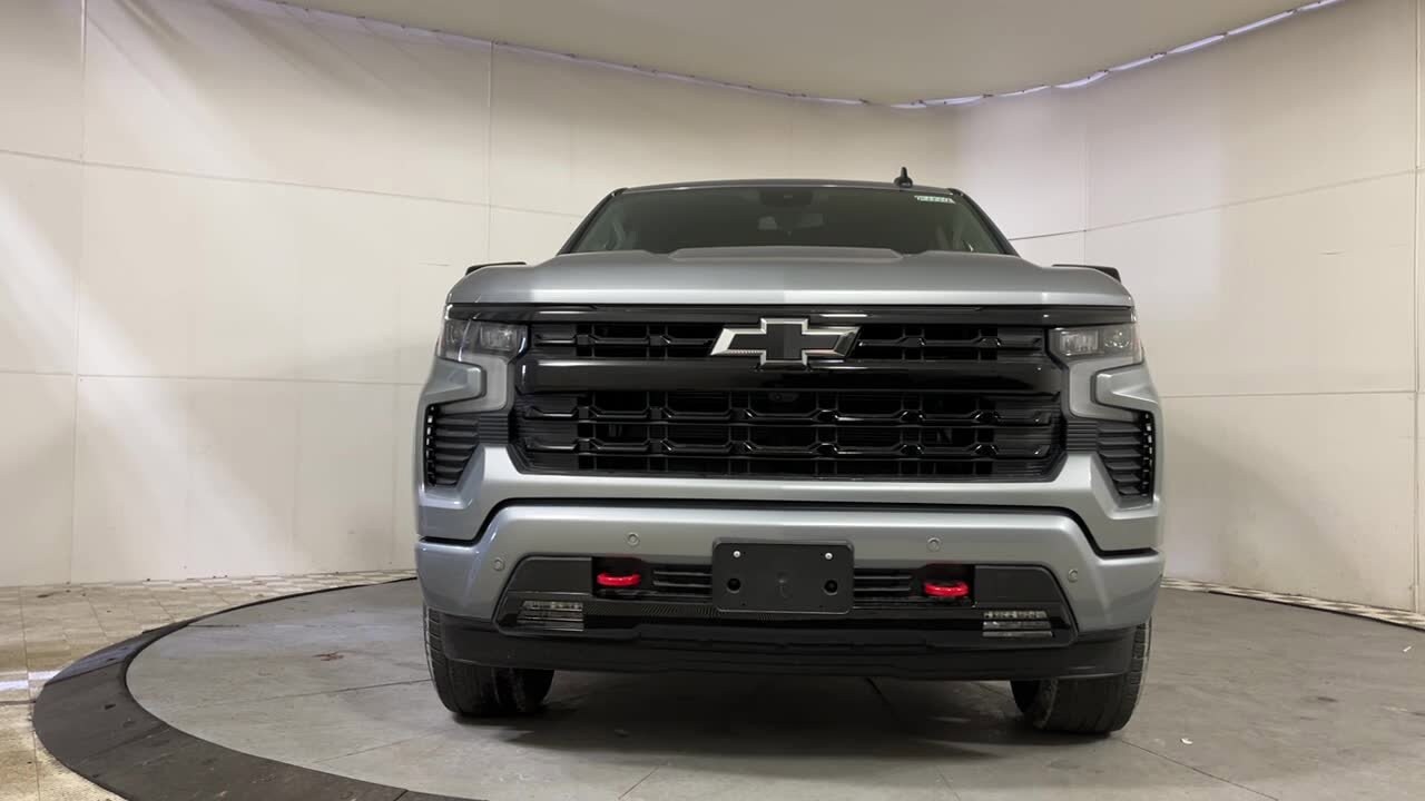 2025 Chevrolet Silverado 1500 RST photo 3