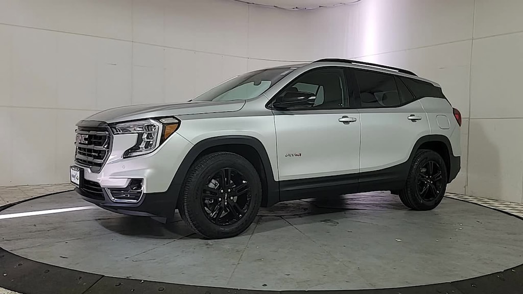Used 2022 GMC Terrain AT4 SUV