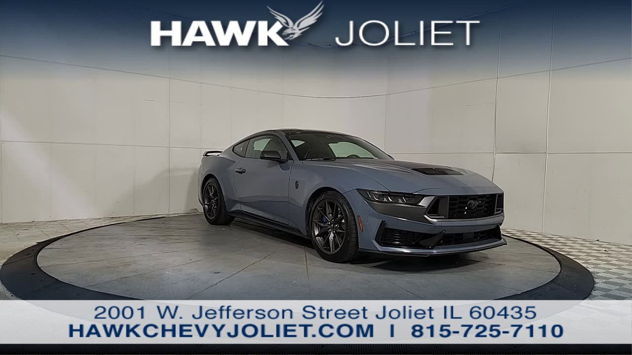 2026 Ford Mustang Dark Horse's photo