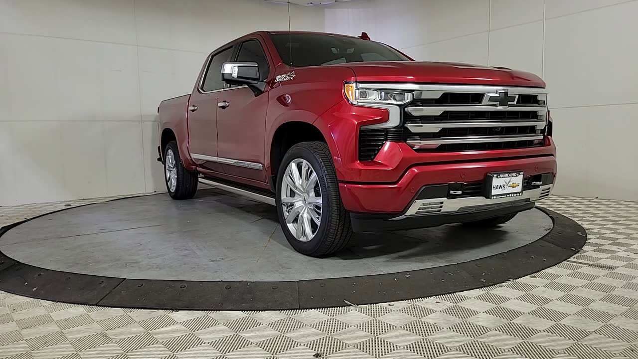 2025 Chevrolet Silverado 1500 High Country photo 2