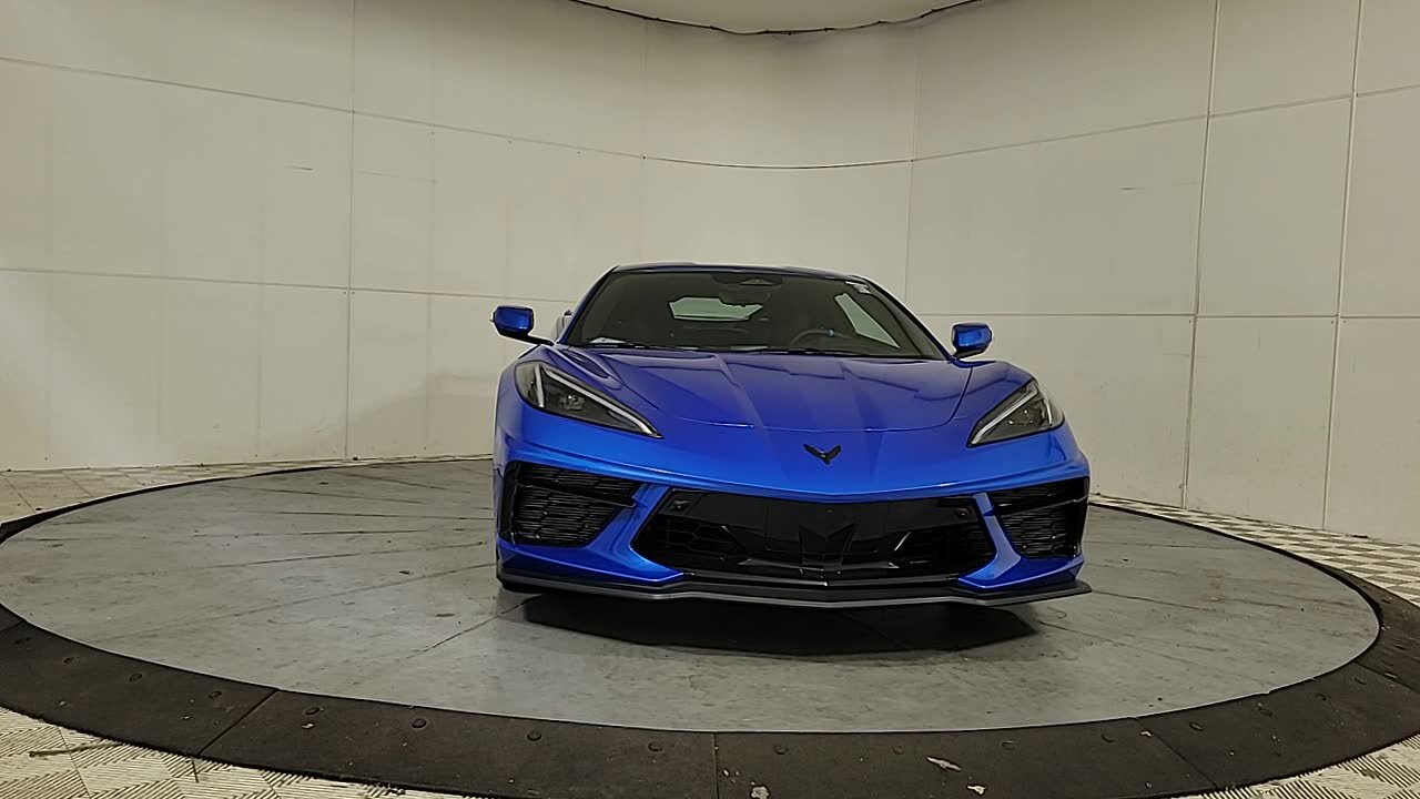 2025 Chevrolet Corvette Stingray 3LT photo 3