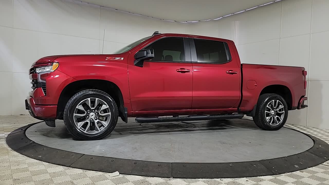 2023 Chevrolet Silverado 1500 RST photo 4
