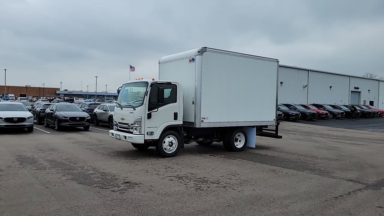 2024 Chevrolet Silverado 4500HD photo 3