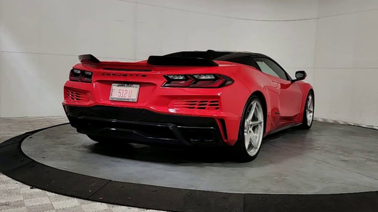 Used 2024 Chevrolet Corvette 3LZ with VIN 1G1YM3D43R5500135 for sale in Plainfield, IL