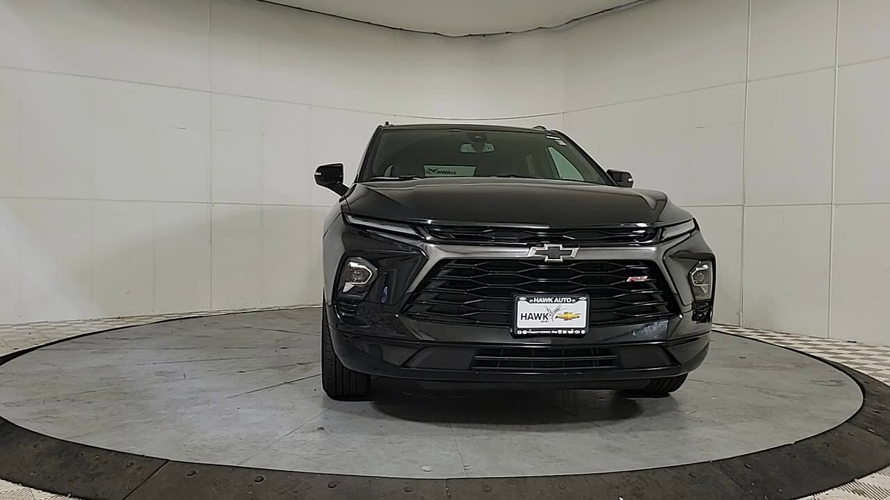 2025 Chevrolet Blazer RS photo 3