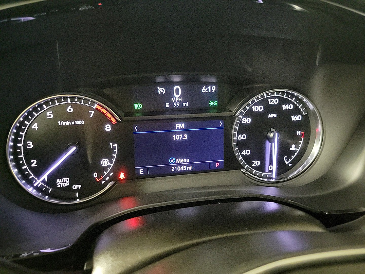 2025 CADILLAC XT5 - Image 17